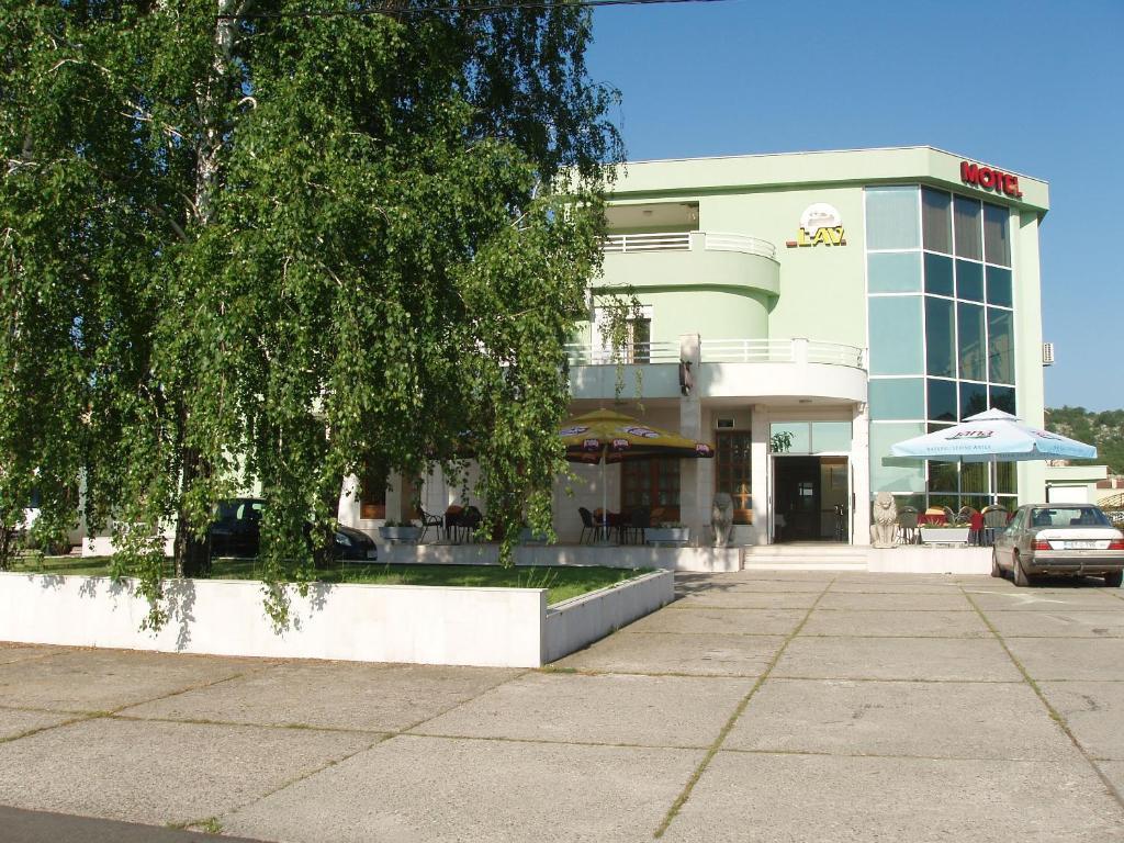 拉芙汽车旅馆 Čapljina 外观 照片