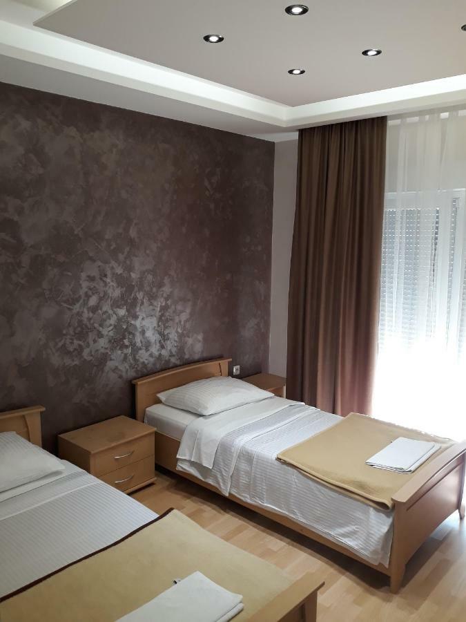 拉芙汽车旅馆 Čapljina 外观 照片